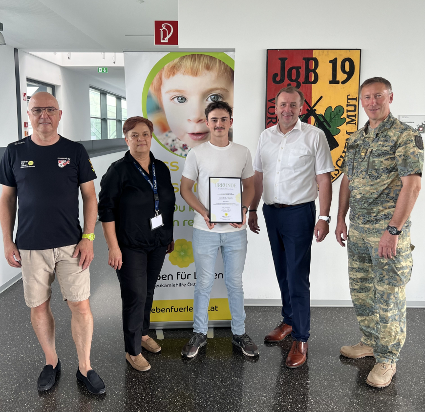 'Montecuccoli Kaserne – Urkundenübergabe an Stammzellspender Jakob Leitgeb - Burgenland'-Bild-1
