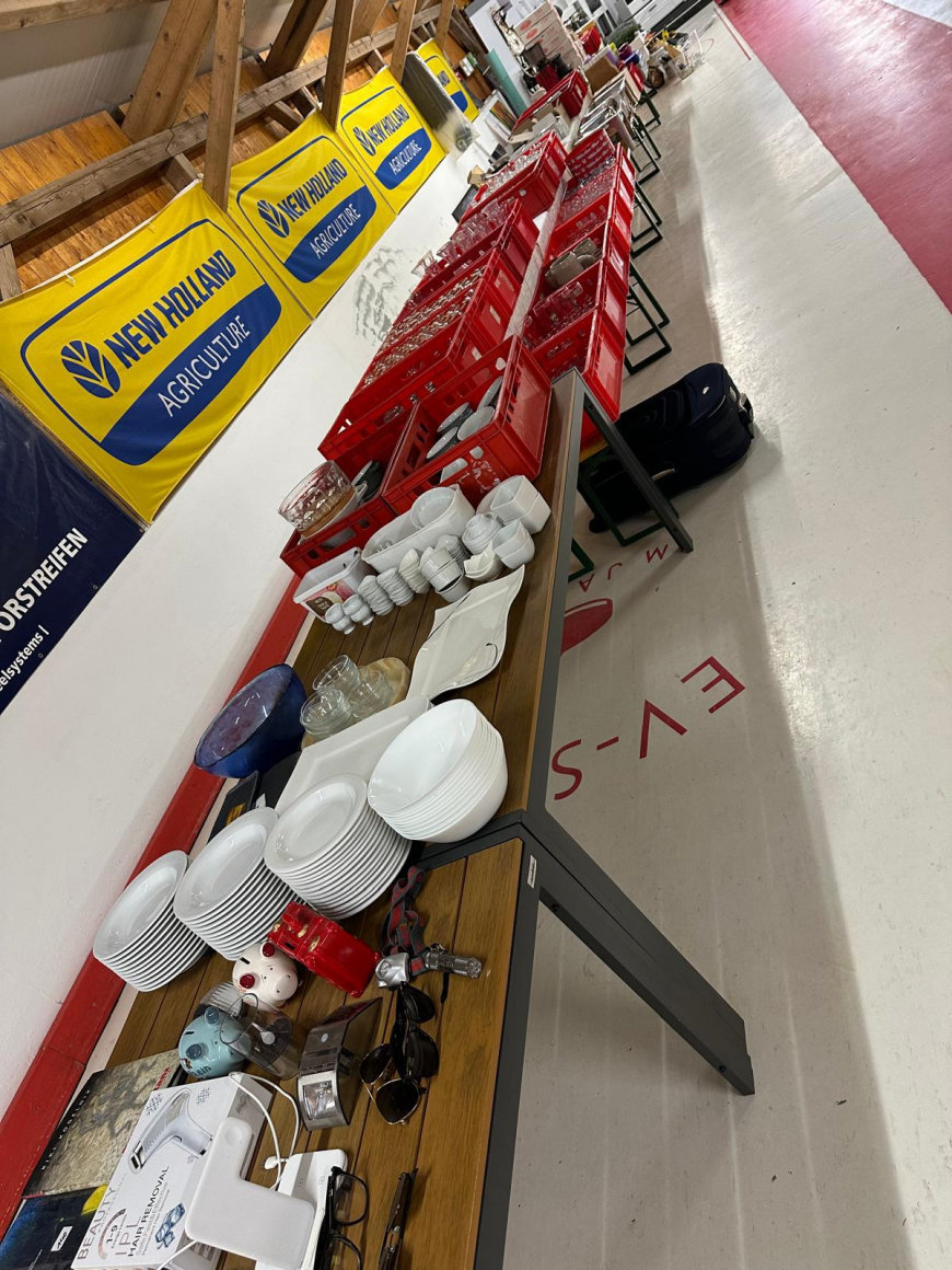 '€ 740 beim Stubn-Hausflohmarkt in St. Kanzian – Kärnten'-Bild-3