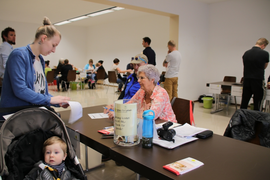 'Auch in Tirol war die Unterstützung für den kleinen Max sensationell'-Bild-11