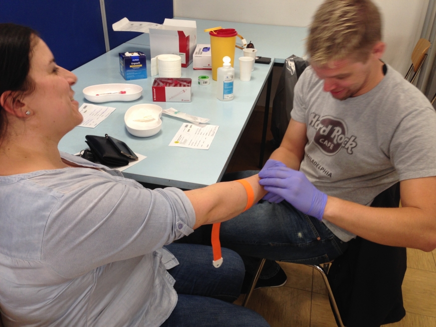 'RHI Konzern unterstützt seinen an Leukämie erkrankten Mitarbeiter durch Aktion'-Bild-9