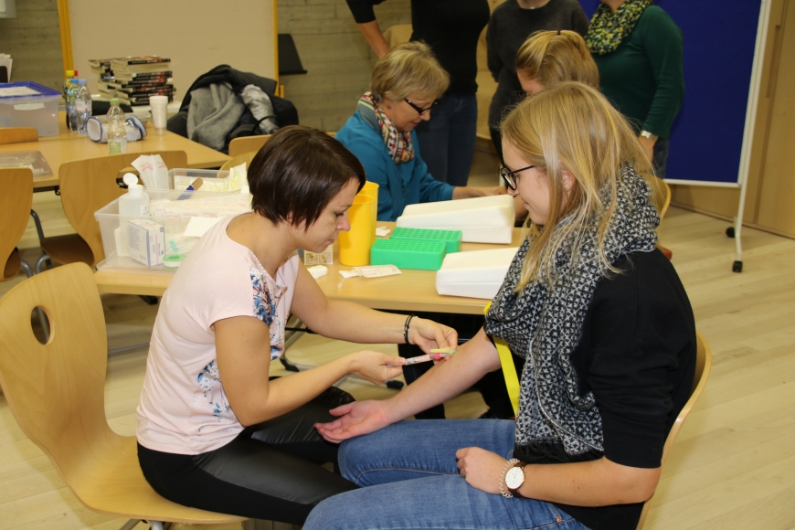 '99 Neutypisierungen und € 362,- an Spenden bei Maturaprojekt Marienberg'-Bild-8