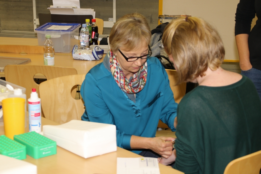 '99 Neutypisierungen und € 362,- an Spenden bei Maturaprojekt Marienberg'-Bild-9