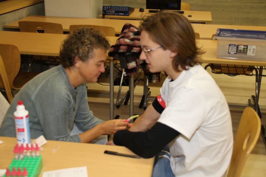 '99 Neutypisierungen und € 362,- an Spenden bei Maturaprojekt Marienberg'-Bild-20