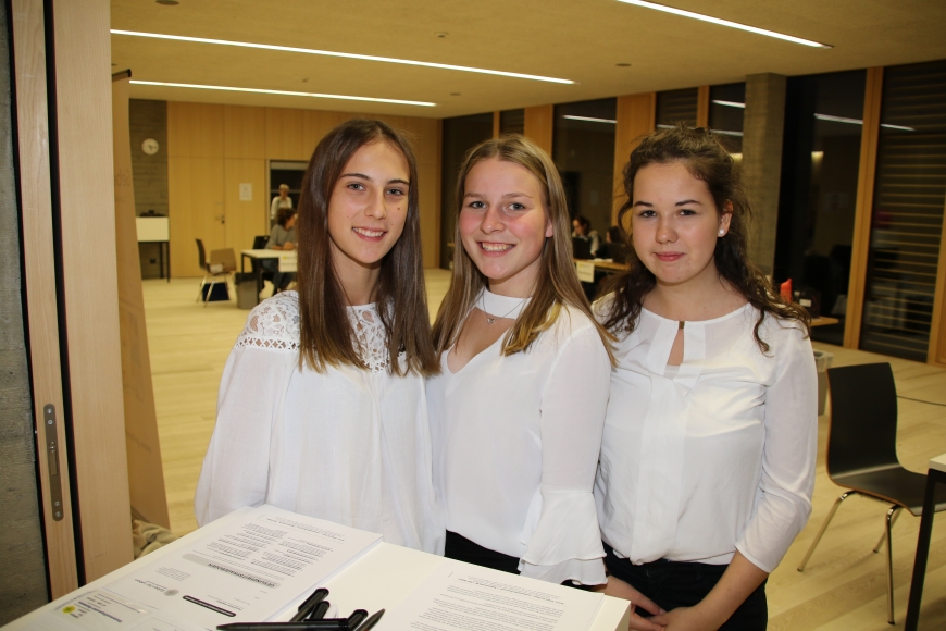 '99 Neutypisierungen und € 362,- an Spenden bei Maturaprojekt Marienberg'-Bild-23