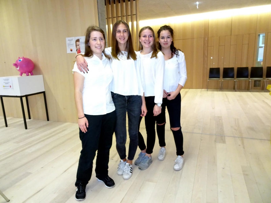 '99 Neutypisierungen und € 362,- an Spenden bei Maturaprojekt Marienberg'-Bild-25