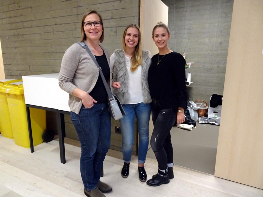 '99 Neutypisierungen und € 362,- an Spenden bei Maturaprojekt Marienberg'-Bild-43