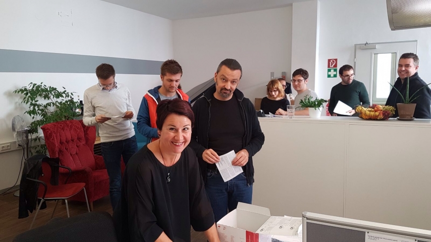 'DMG erstellt tollen Werbeclip und lässt Mitarbeiter typisieren'-Bild-1