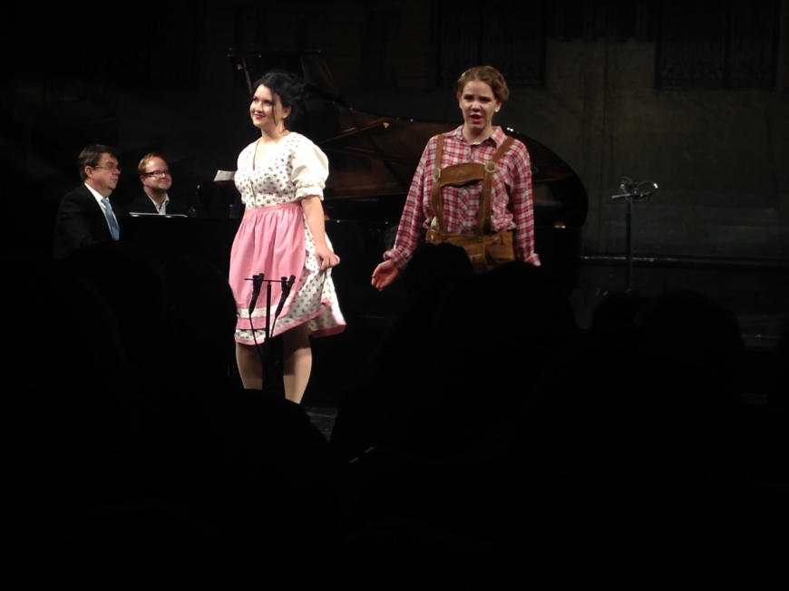 'Opernfreunde mit sozialem Engagement helfen uns dabei, weitere Leben zu retten'-Bild-9