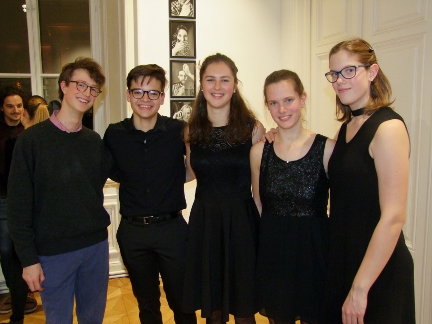 'Großartige Nachwuchskünstler begeistern das Publikum für einen guten Zweck'-Bild-7