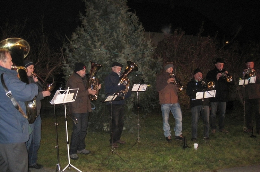 'Scheckübergabe durch die Schaufelstraßengemeinschaft'-Bild-7