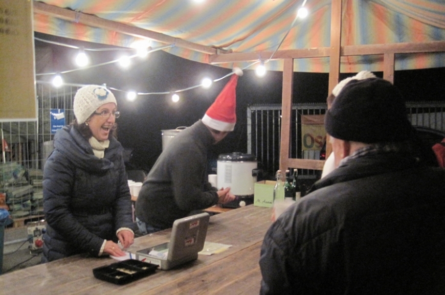 'Scheckübergabe durch die Schaufelstraßengemeinschaft'-Bild-8