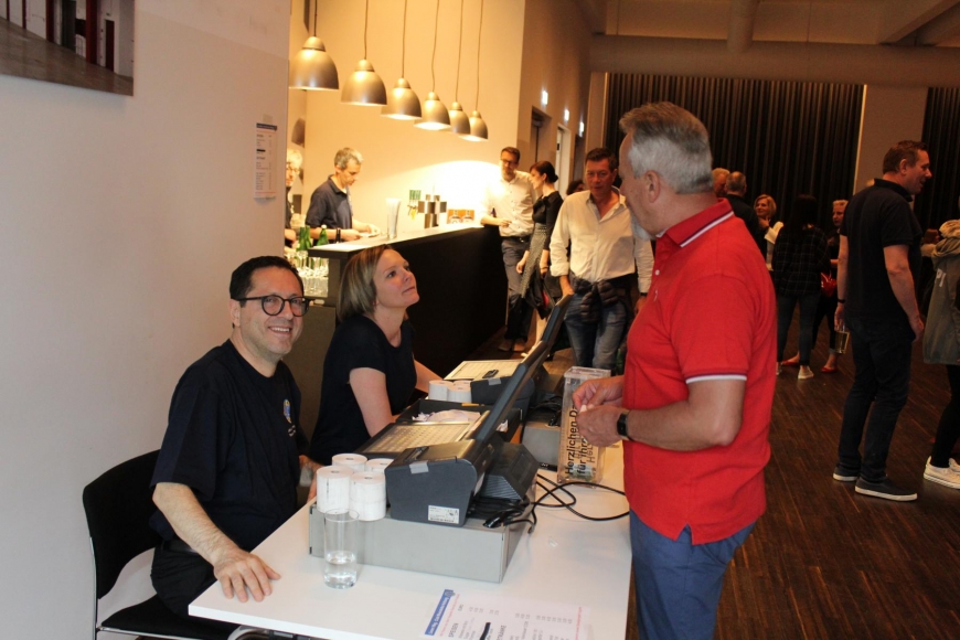 'Großartiges Benefizkonzert von The Monroes und Spitfire55'-Bild-10