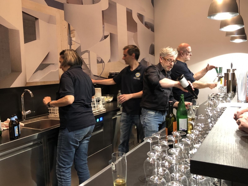 'Großartiges Benefizkonzert von The Monroes und Spitfire55'-Bild-30