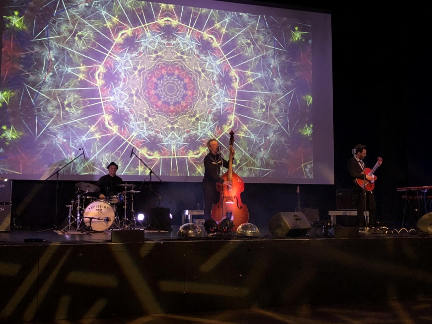 'Großartiges Benefizkonzert von The Monroes und Spitfire55'-Bild-43