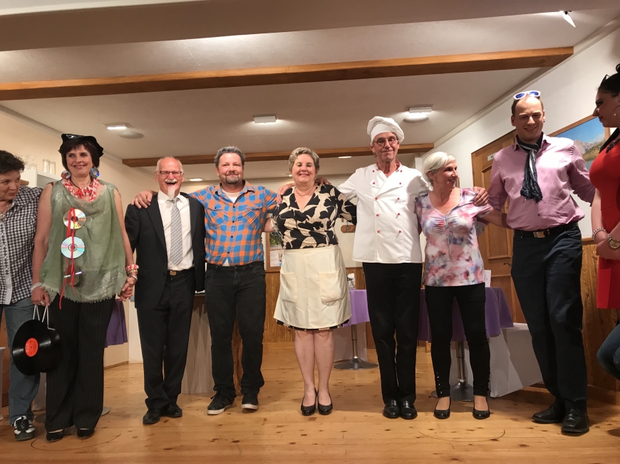 'Großzügige Spende der Theatergruppe Latschau durch Benefizvorstellung'-Bild-8