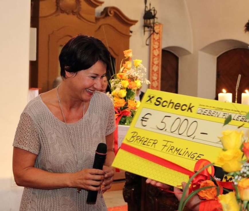 'Tolle Spende der Firmlinge in Braz'-Bild-1