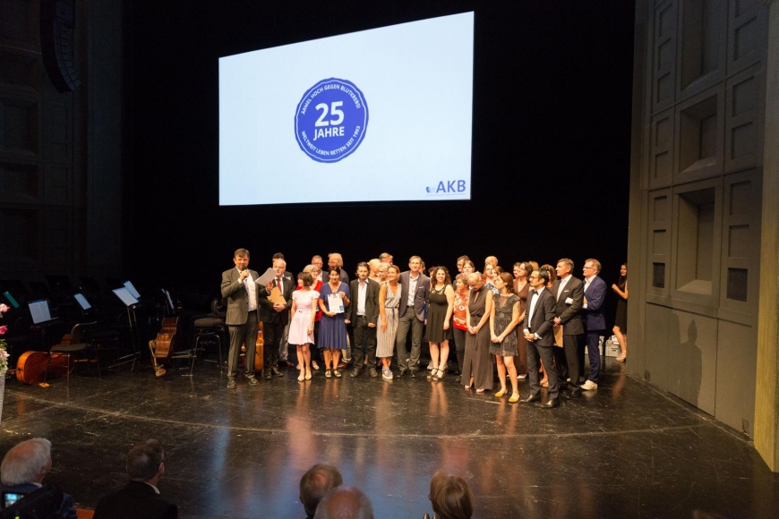 'Unser Kooperationspartner Aktion Knochenmarkspende Bayern feiert Jubiläum'-Bild-3