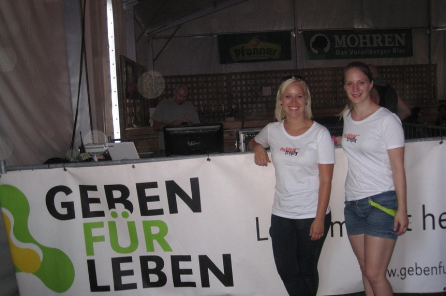 'High Five unterstützt durch Tombola bei Outdoor Trophy!'-Bild-2