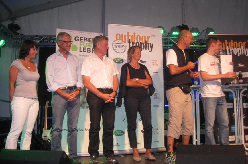 'High Five unterstützt durch Tombola bei Outdoor Trophy!'-Bild-11